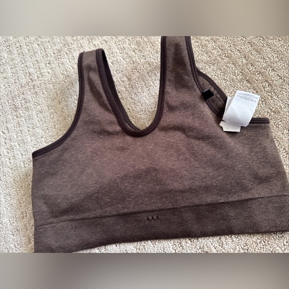 gymshark sports bra ADAPT PATTERN SEAMLESS LONGLINE Forest brown size medium - Picture 5 of 7